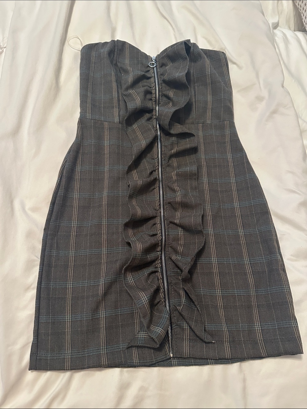 Fashion Nova Grey Plaid Strapless Mini Dress with Ruffle Zip